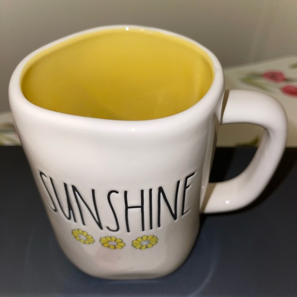 Rae Dunn SUNSHINE mug - Picture 2 of 2